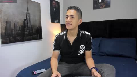 adam_walker_1 online show from 03-27-26, 02:06