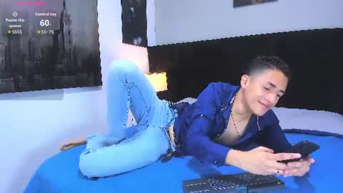 adam_walker_1 online show from 07-09-26, 03:38