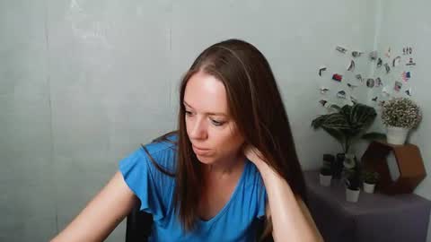 Snapshot of adamais_ chatting on 06-18-26, 09:14 adamais_ online show from 06-18-26, 09:14