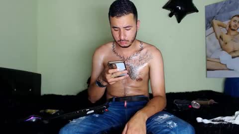 Snapshot of adamparker_ chatting on 11-06-25, 03:07 adamparker_ online show from 11-06-25, 03:07