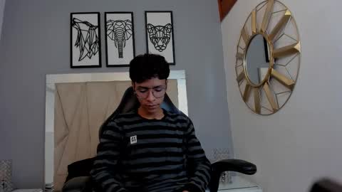 Adams Bobby online show from 10-30-25, 11:44