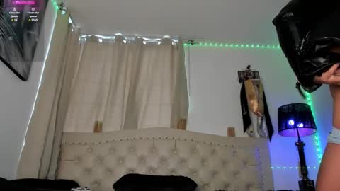 Snapshot of adams_ricci chatting on 12-27-24, 01:07 Adams online show from 12-27-24, 01:07