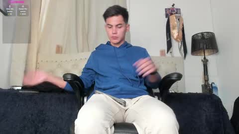 Snapshot of adams_ricci chatting on 01-25-25, 10:28 Adams online show from 01-25-25, 10:28