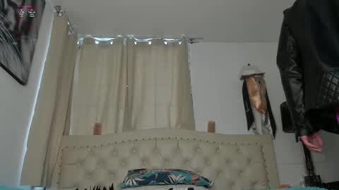 Snapshot of adams_ricci chatting on 02-24-25, 12:48 Adams online show from 02-24-25, 12:48