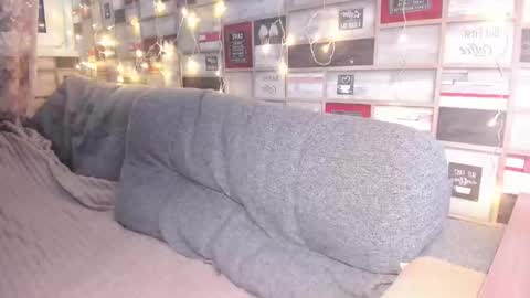 Snapshot of adamsvictory chatting on 12-13-24, 12:20 Victoria online show from 12-13-24, 12:20