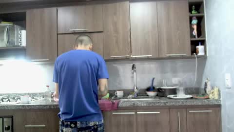 eva online show from 02-09-25, 05:33