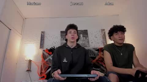 Snapshot of adan_oriol chatting on 10-30-25, 03:30 Adan Oriol online show from 10-30-25, 03:30