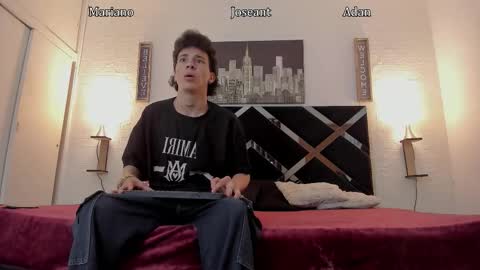 Snapshot of adan_oriol chatting on 11-10-25, 04:00 Adan Oriol online show from 11-10-25, 04:00