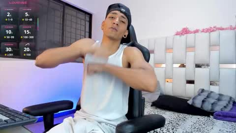 Snapshot of adan_oriol chatting on 02-28-26, 04:24 Adan Oriol online show from 02-28-26, 04:24