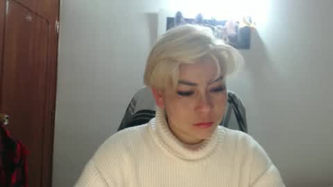 adan_romanoff online show from 10-16-25, 07:42