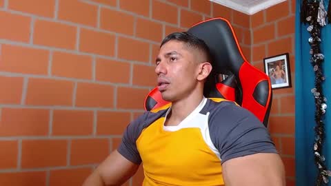 Snapshot of adan_sin1 chatting on 12-24-24, 05:02 Adan Sin online show from 12-24-24, 05:02