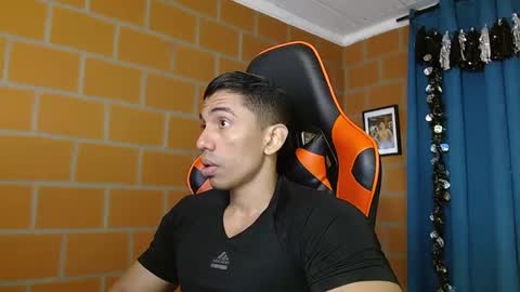 Snapshot of adan_sin1 chatting on 02-07-25, 02:47 Adan Sin online show from 02-07-25, 02:47