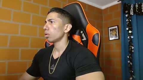 Snapshot of adan_sin1 chatting on 02-21-25, 02:27 Adan Sin online show from 02-21-25, 02:27