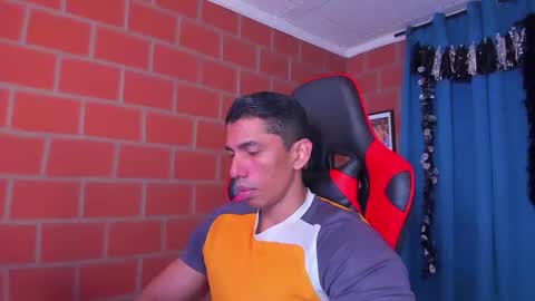 Snapshot of adan_sin1 chatting on 03-06-25, 03:24 Adan Sin online show from 03-06-25, 03:24