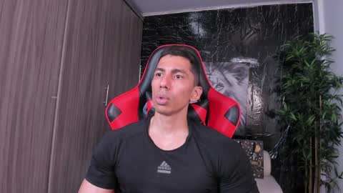 Snapshot of adan_sin1 chatting on 05-13-26, 04:26 Adan Sin online show from 05-13-26, 04:26