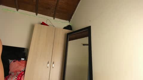 Snapshot of adanxbaby chatting on 02-27-25, 04:52 online show from 02-27-25, 04:52