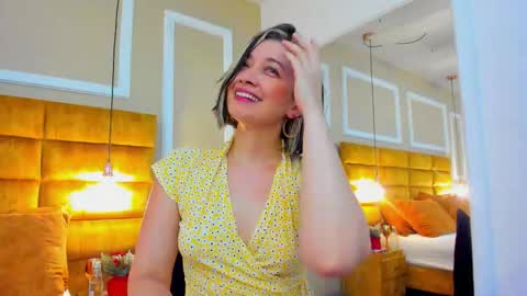 Snapshot of adarussell chatting on 12-21-25, 03:08 Adda online show from 12-21-25, 03:08