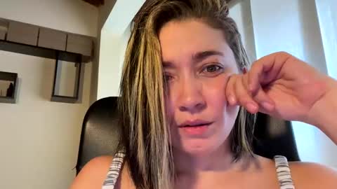 Snapshot of adarussell chatting on 02-21-26, 05:58 Adda online show from 02-21-26, 05:58