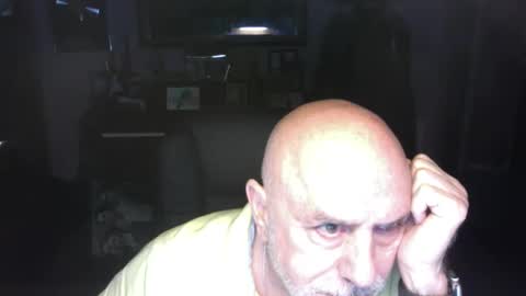 Snapshot of add_me_2 chatting on 03-05-26, 06:09 add_me_2 online show from 03-05-26, 06:09