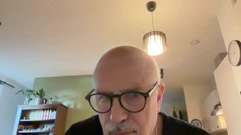 Snapshot of add_me_2 chatting on 08-07-26, 08:05 add_me_2 online show from 08-07-26, 08:05
