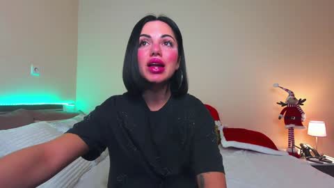 Snapshot of addictedsabi chatting on 12-16-24, 10:40 Sabi online show from 12-16-24, 10:40