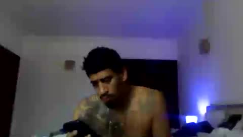 addictedtobustnloads1 online show from 08-03-26, 07:39