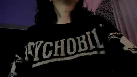 Snapshot of adeelinee chatting on 02-26-26, 07:46 Ade online show from 02-26-26, 07:46