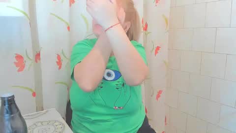 Snapshot of adelamilfsexy chatting on 03-09-25, 10:52 izabellamilf online show from 03-09-25, 10:52