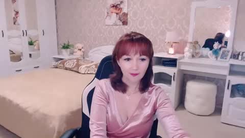 Snapshot of adelemoran chatting on 12-01-24, 06:52 AdeleMoran online show from 12-01-24, 06:52