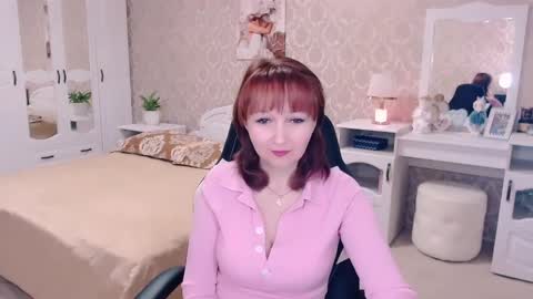 Snapshot of adelemoran chatting on 02-09-25, 07:09 AdeleMoran online show from 02-09-25, 07:09