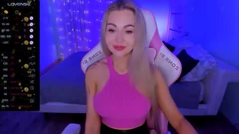 Snapshot of adeleroberts chatting on 02-02-26, 02:10 Adele online show from 02-02-26, 02:10