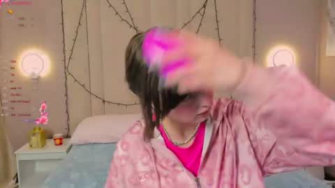 adelesilvy online show from 06-16-26, 01:41