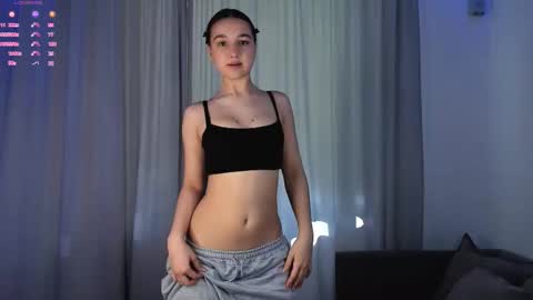 adelexx_zll online show from 02-20-26, 06:19