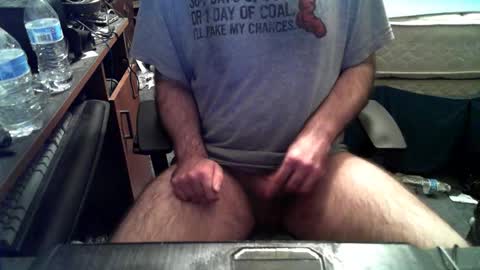 Snapshot of adelhi20 chatting on 10-23-25, 11:14 adelhi20 online show from 10-23-25, 11:14