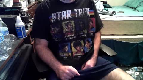 Snapshot of adelhi20 chatting on 11-16-25, 05:40 adelhi20 online show from 11-16-25, 05:40