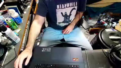 adelhi20 online show from 08-08-26, 08:22
