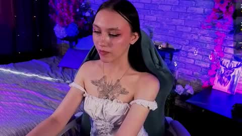 Snapshot of adelicelenoir chatting on 09-15-25, 08:58 miss Ada online show from 09-15-25, 08:58