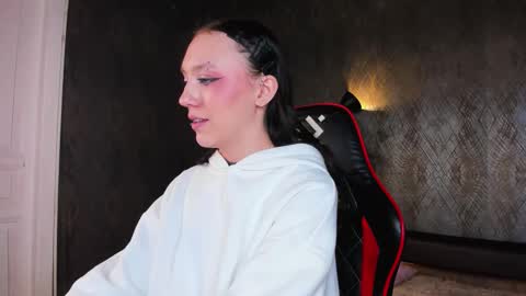 Snapshot of adelicelenoir chatting on 10-03-25, 02:03 miss Ada online show from 10-03-25, 02:03