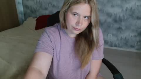 Snapshot of adelinalawson chatting on 07-28-26, 11:28 adelinalawson online show from 07-28-26, 11:28