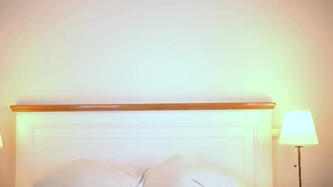 Snapshot of adelineking chatting on 06-25-26, 01:38 Ade online show from 06-25-26, 01:38
