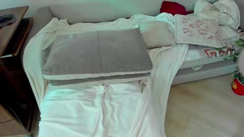 Amy online show from 02-12-25, 09:10