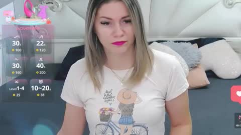 Snapshot of adelledeep1 chatting on 01-19-26, 11:25 AdelleDeep1 online show from 01-19-26, 11:25