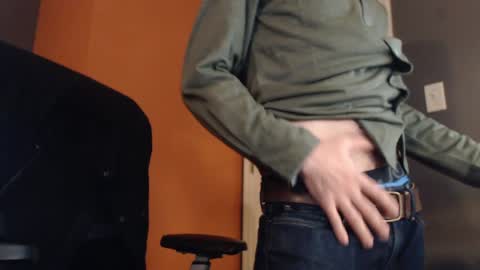 Snapshot of adequate_cock chatting on 12-12-24, 11:14 adequate_cock online show from 12-12-24, 11:14