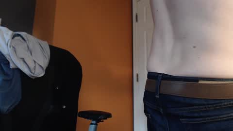 Snapshot of adequate_cock chatting on 12-26-24, 07:38 adequate_cock online show from 12-26-24, 07:38