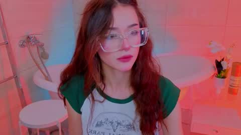 Snapshot of adet1a chatting on 11-11-25, 11:21 Adetta online show from 11-11-25, 11:21