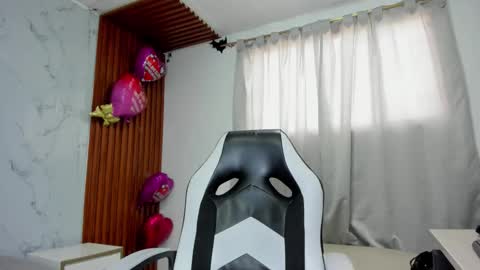 Snapshot of adhara_messy chatting on 03-02-26, 02:02 ADHARA MESSY online show from 03-02-26, 02:02