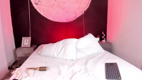 Snapshot of adharasweet1 chatting on 11-24-25, 07:30 AdharaSweet online show from 11-24-25, 07:30