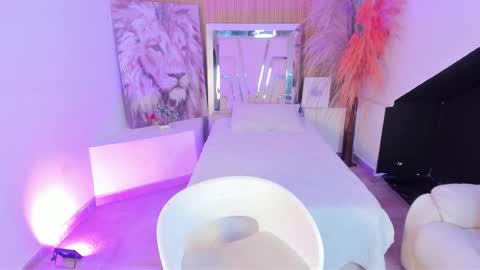 Snapshot of adharasweet1 chatting on 01-08-26, 02:25 AdharaSweet online show from 01-08-26, 02:25