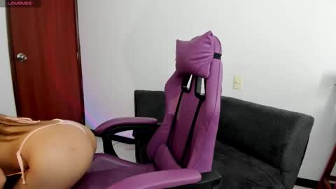 Snapshot of adhhaaraaa_ chatting on 02-06-26, 09:51 Adhara guys here I am online days ending in even numberl I wait for you. online show from 02-06-26, 09:51