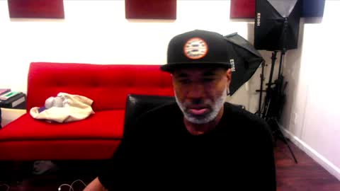 Snapshot of adick_ting chatting on 12-08-24, 01:35 adick_ting online show from 12-08-24, 01:35